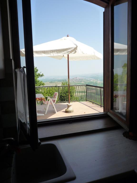 La Vigna Del Parroco Apartment Verduno Bilik gambar