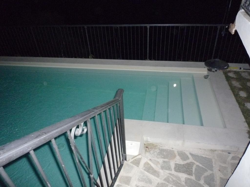 La Vigna Del Parroco Apartment Verduno Bilik gambar