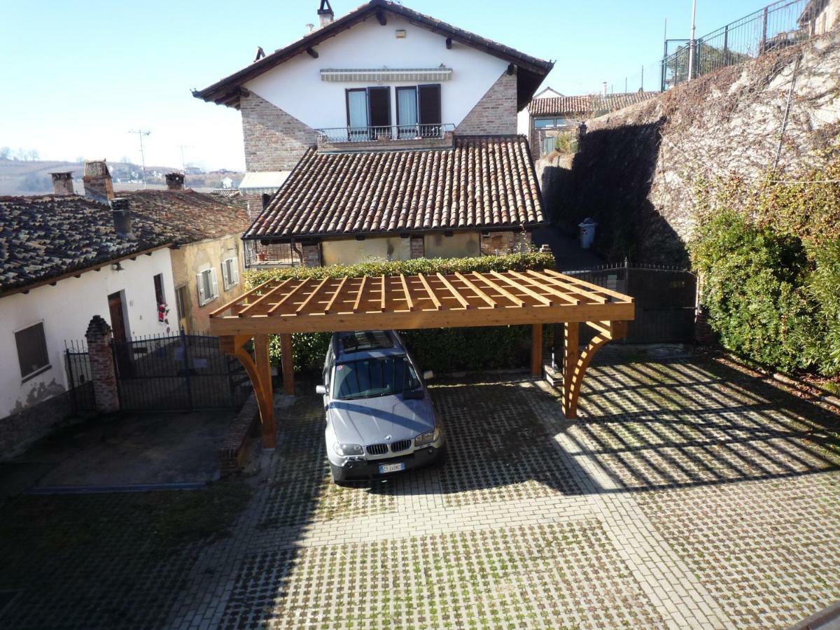 La Vigna Del Parroco Apartment Verduno Luaran gambar